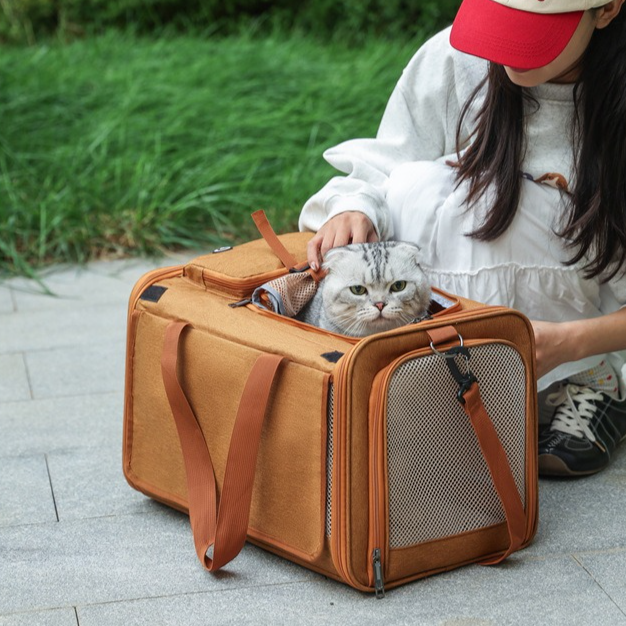 Multifunctional Pet Travel Bag: Large Capacity, Breathable, Portable, Handheld or Crossbody Pet Bag - Brown